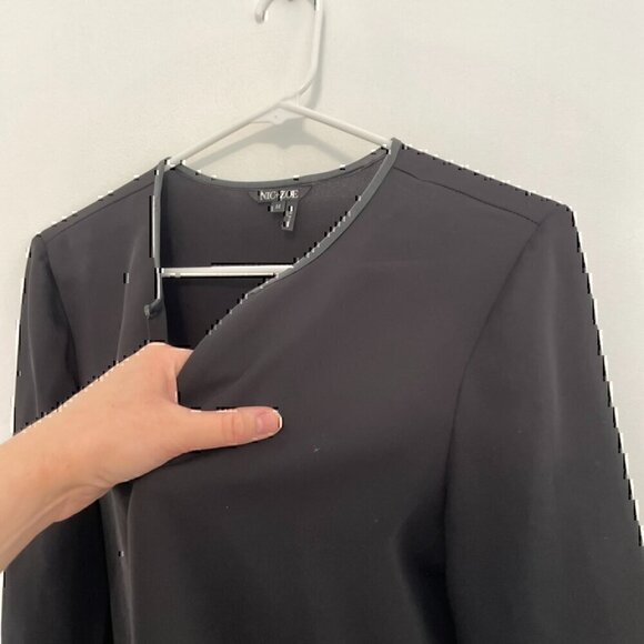 NIC+ZOE NIC ZOE Trimmed Tone Blouse Black Vegan Leather Trim V-Neck Long Sleeve - Picture 4 of 13